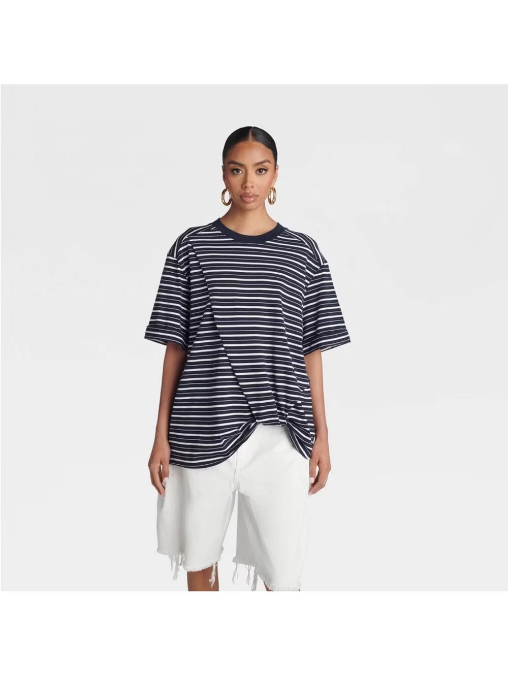 KBB by KAHLANA Women 'The Asymmetric Hem Twist T-Shirt' - Navy Blue